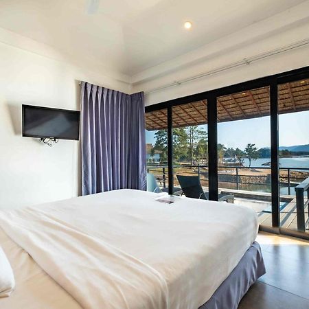 The Sanctuary Nam Ngum Beach Resort Vang Vieng Eksteriør billede