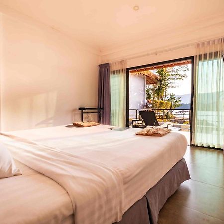 The Sanctuary Nam Ngum Beach Resort Vang Vieng Eksteriør billede