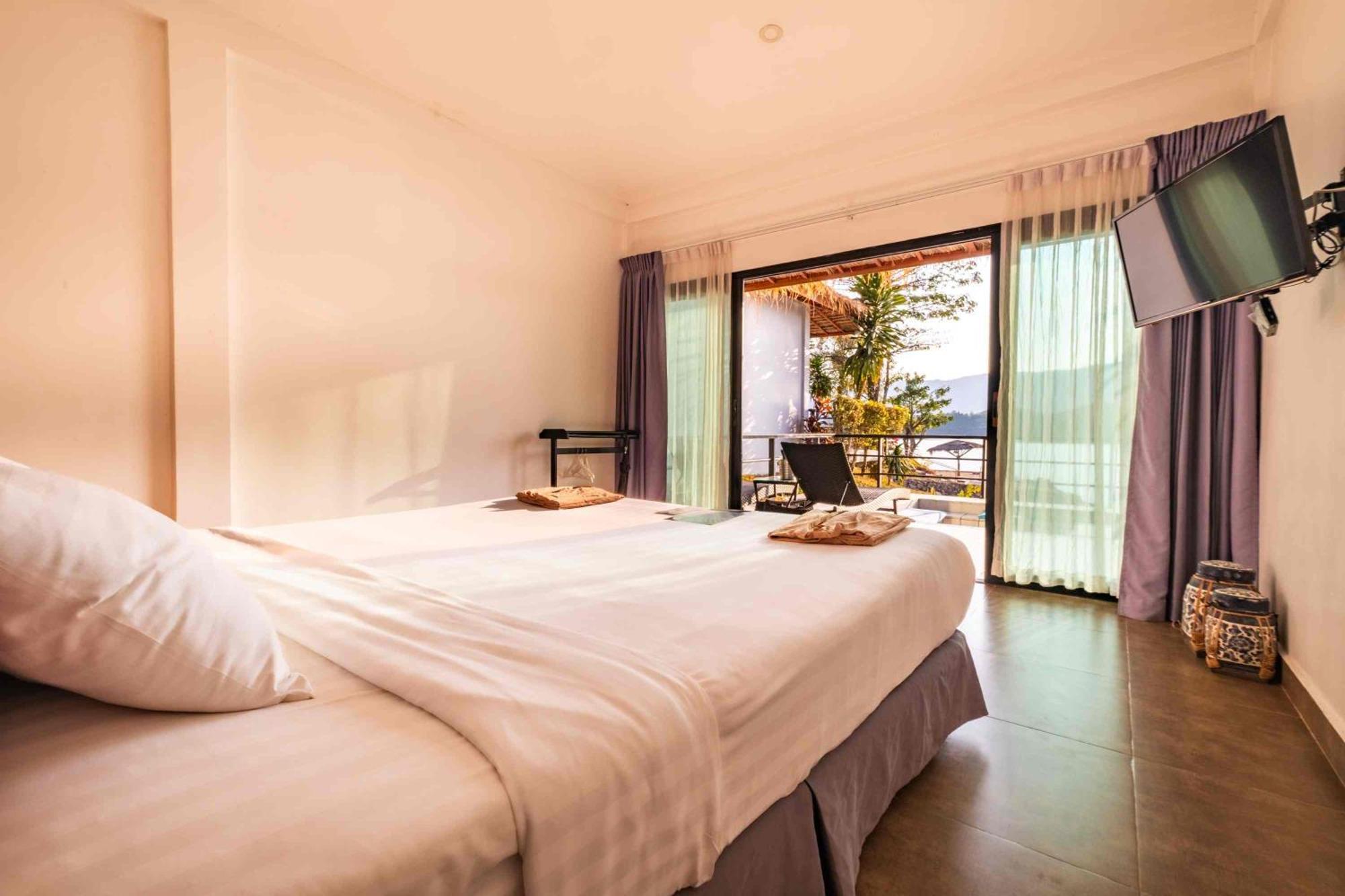 The Sanctuary Nam Ngum Beach Resort Vang Vieng Eksteriør billede