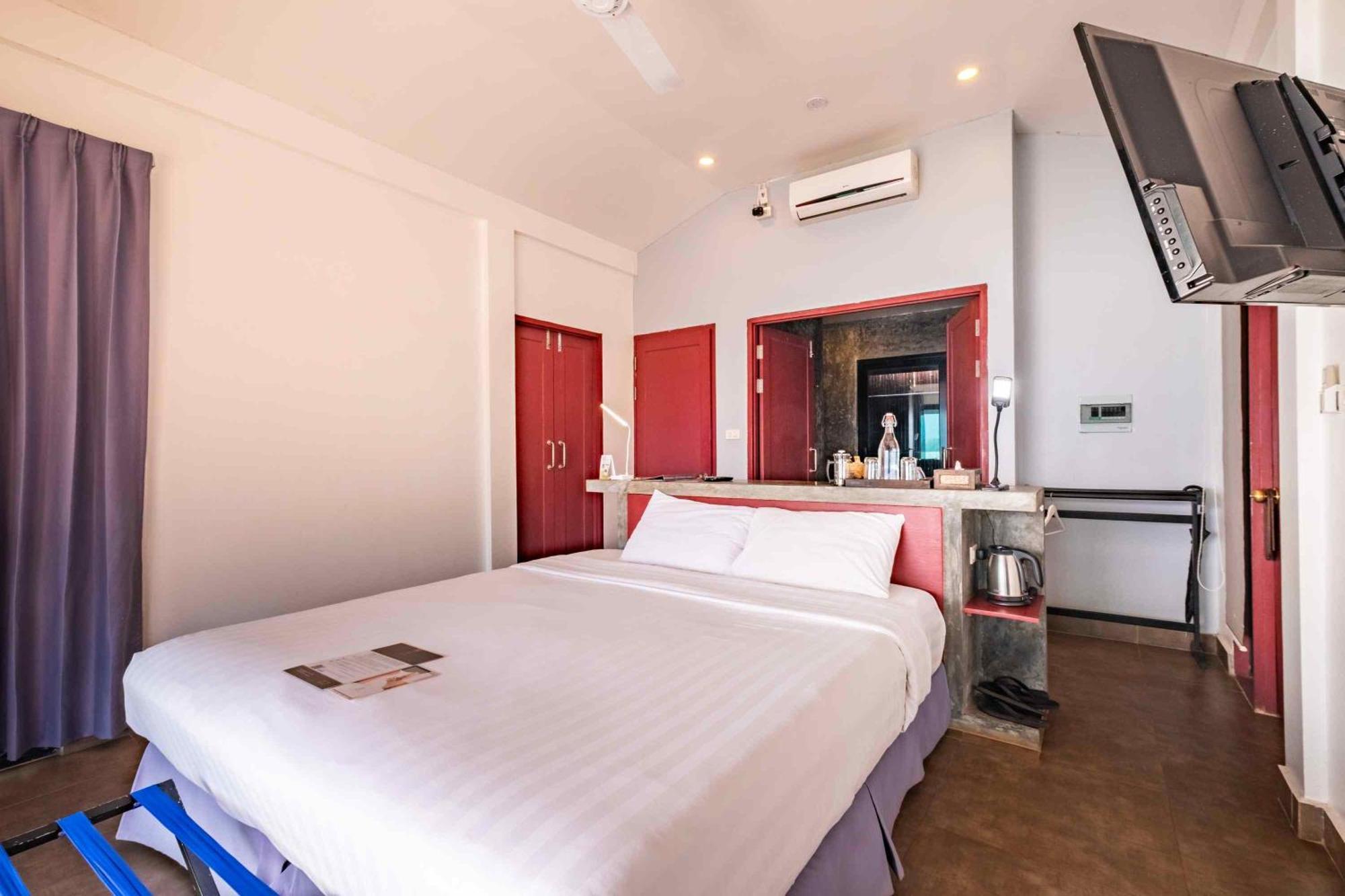 The Sanctuary Nam Ngum Beach Resort Vang Vieng Eksteriør billede