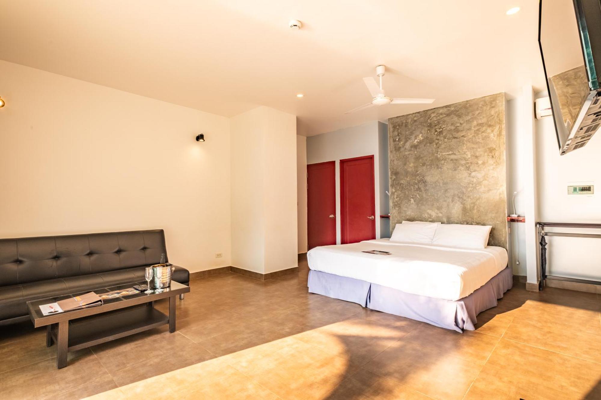 The Sanctuary Nam Ngum Beach Resort Vang Vieng Eksteriør billede